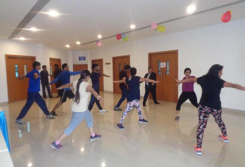 Hotel Country Club Hospitalities & Holidays 7