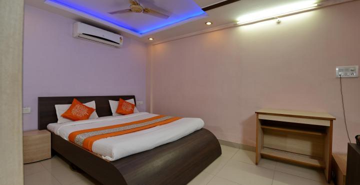 Bed and Breakfast Adarsh Palace 7
