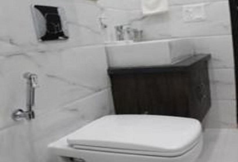 Hotel Indira Homes 13