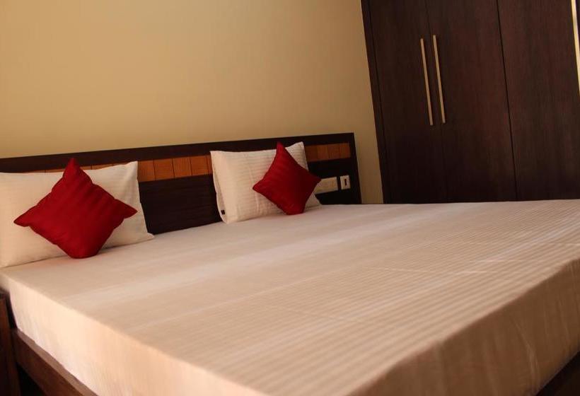 Hotel Indira Homes 14