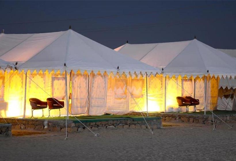 Hotel Qutub Villa 15