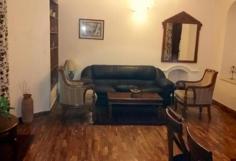 Hotel The Amber Vermont Estate 10