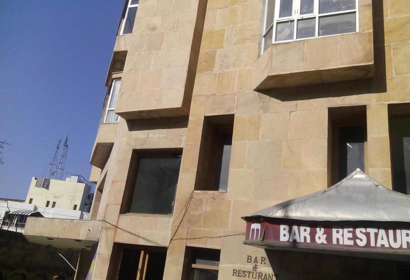 Mansar Hotel Jammu 11
