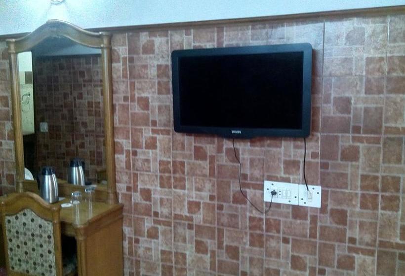 Mansar Hotel Jammu 12