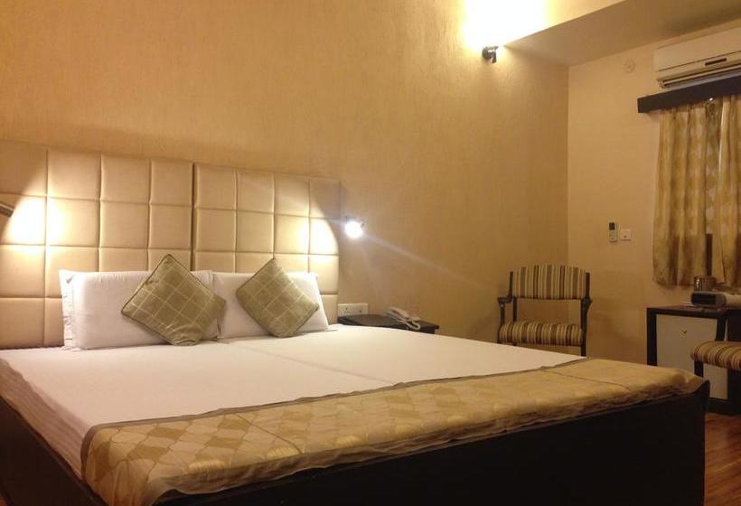 Hotel Amber Rudrapur