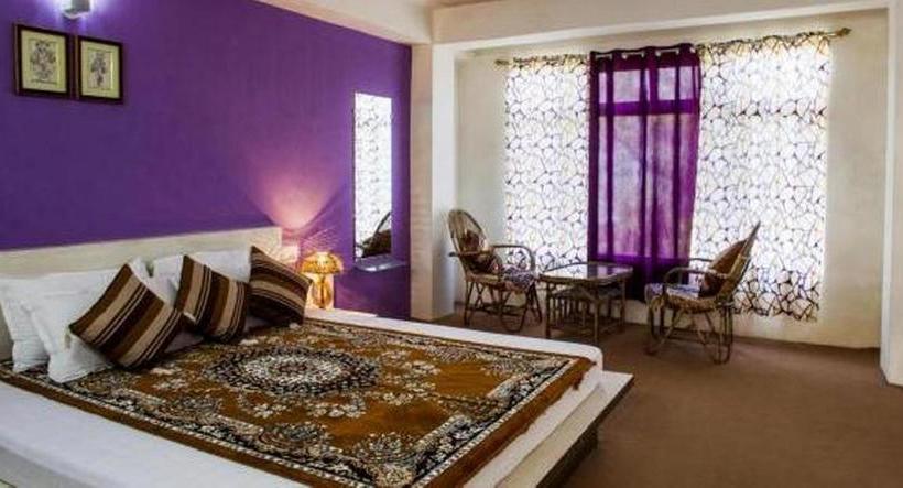 Floret Hotel & Resorts 4