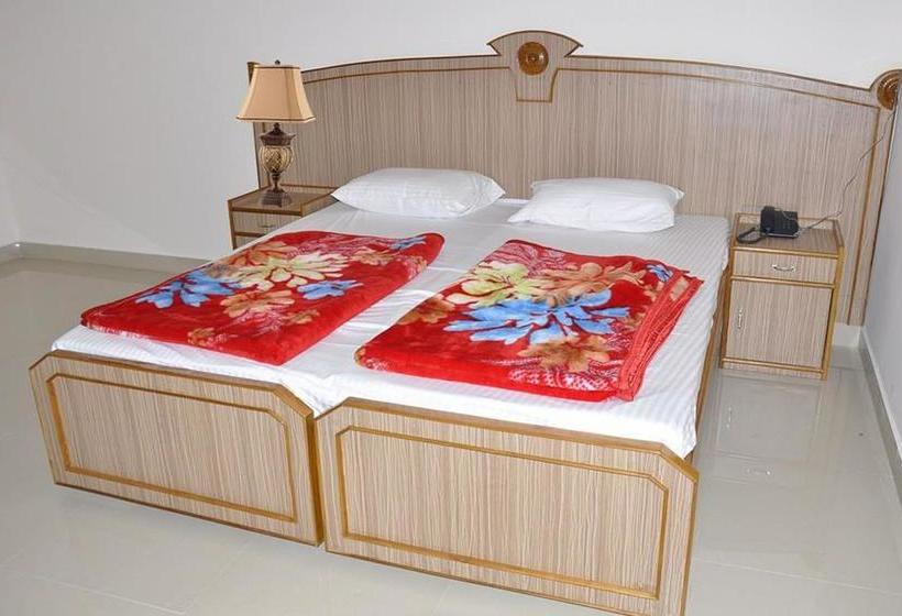 Hilton Hill Resorts 11