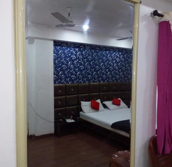Hotel Geetanjali 20
