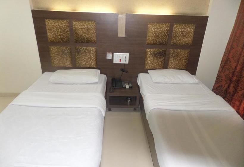 Hotel Risshi Residency 1