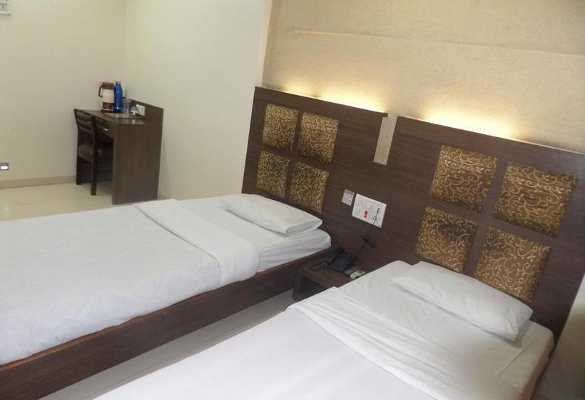 Hotel Risshi Residency 20