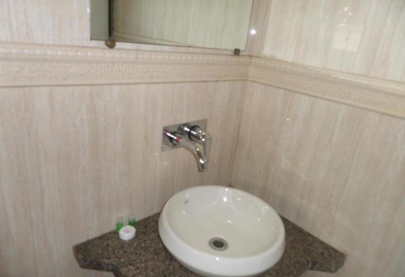 Hotel Risshi Residency 3