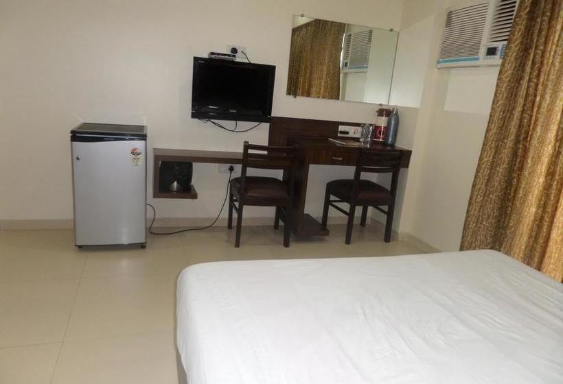 Hotel Risshi Residency 7