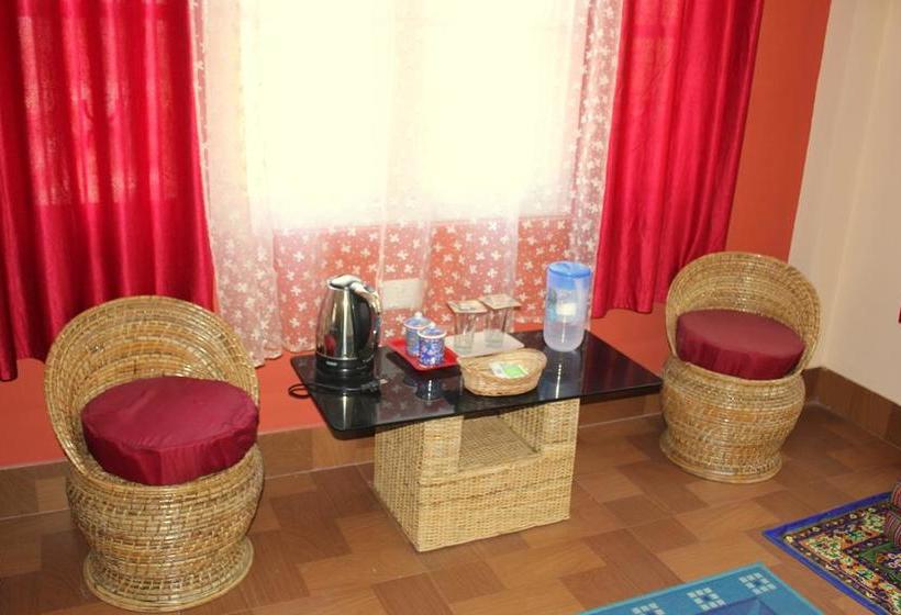 Hotel The Shire Kalimpong 11