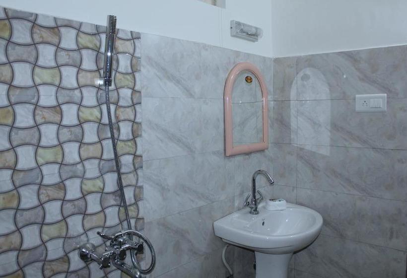 Hotel The Shire Kalimpong 5