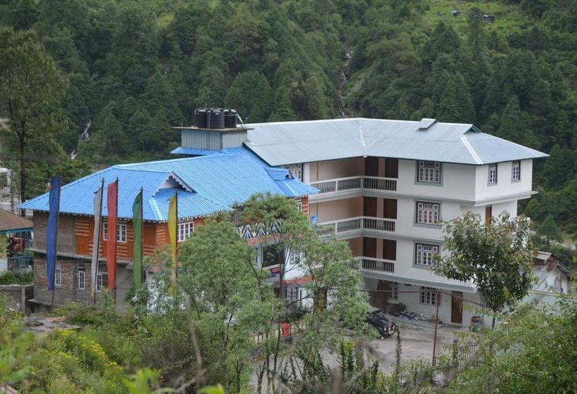 Delight Hotels Royal Lachung 11