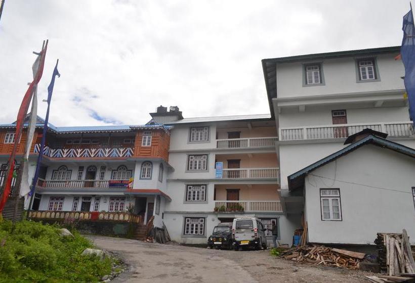 Delight Hotels Royal Lachung 19