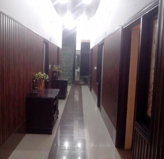 Hotel Golden Woods 17