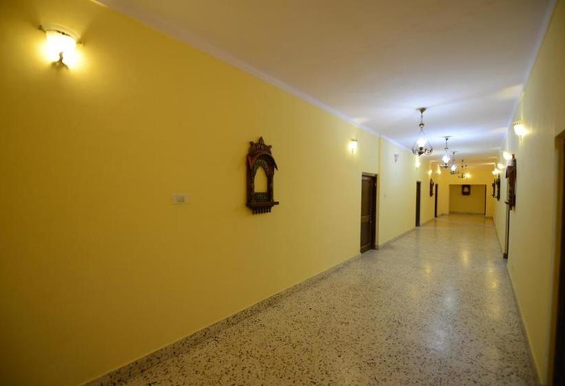 Hotel Bahadur Vilas 12