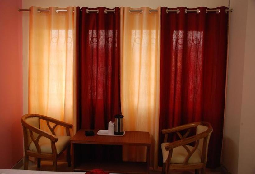 Hotel North Star Residency 8