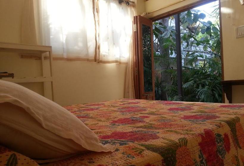 Bed and Breakfast Michèle S Garden 4