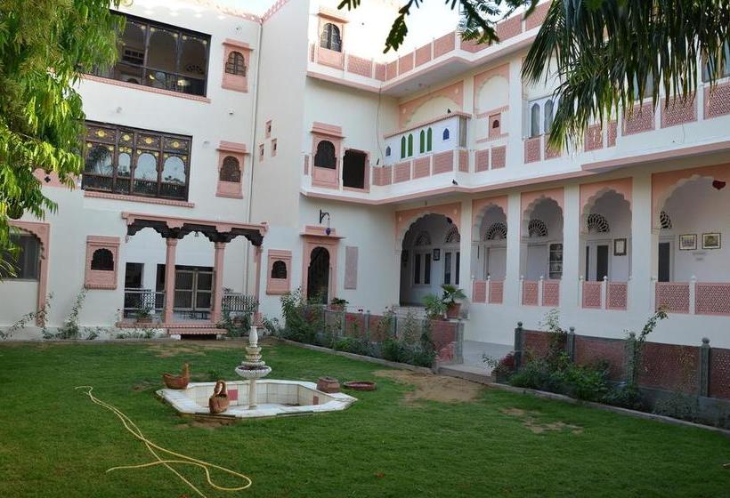 Hotel Kishan Palace 19