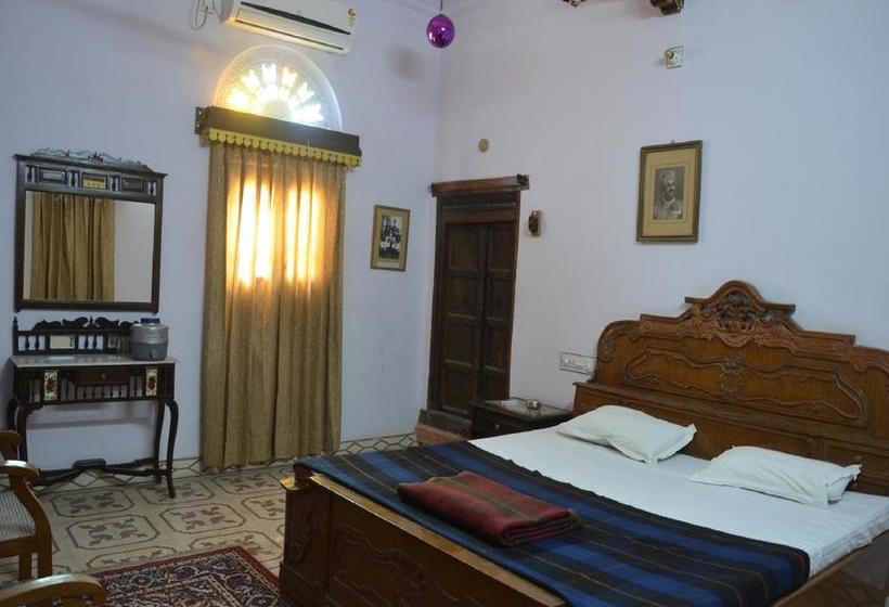 Hotel Kishan Palace 5