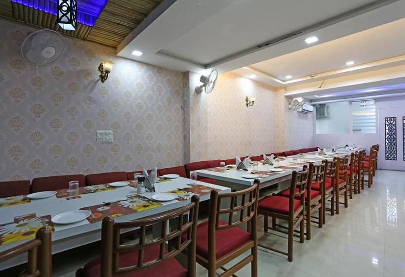 Hotel Laxman Resort 10