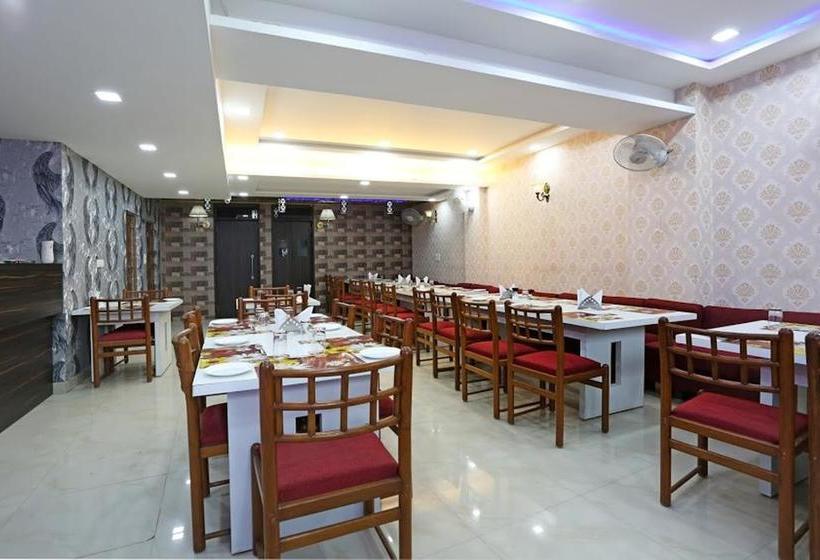 Hotel Laxman Resort 12