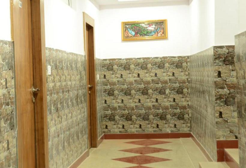 Bed and Breakfast Crown 8