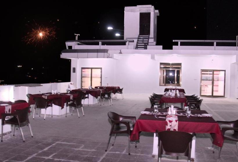 Hotel Shivam Fort View 14