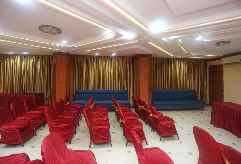 The Blue Lagoon Hotel Cuttack 11