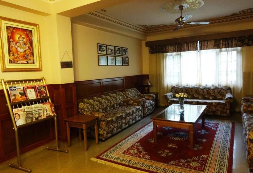 Resort Yarlam Portico 6