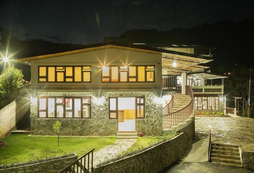 Resort Martam Retreat 19