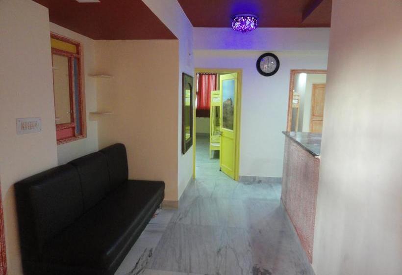Hostel Jodhpur Beds & Breakfast 16