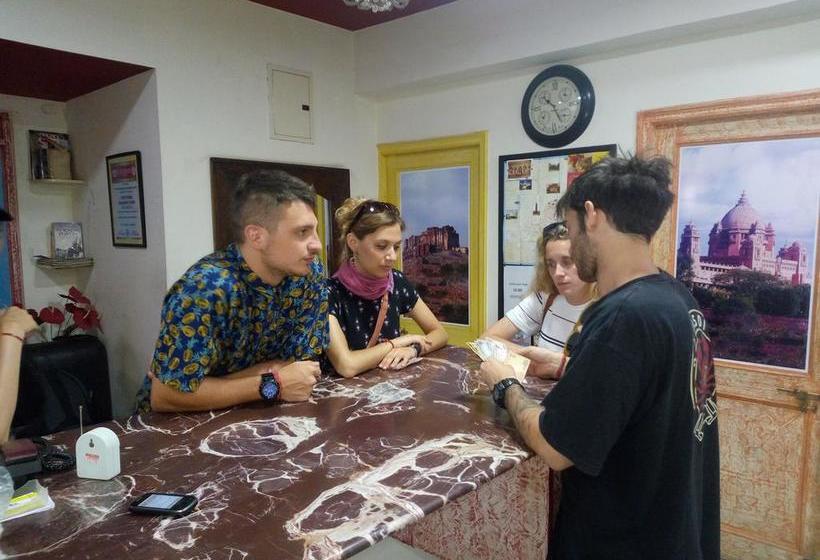 Hostel Jodhpur Beds & Breakfast 8