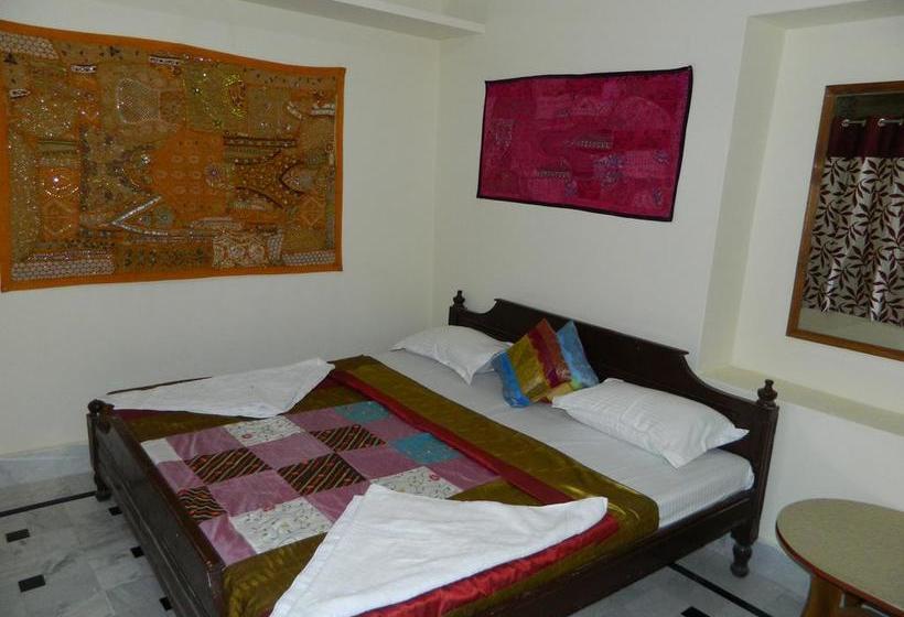 Bed and Breakfast Hostel Fort Side Jaisalmer 2