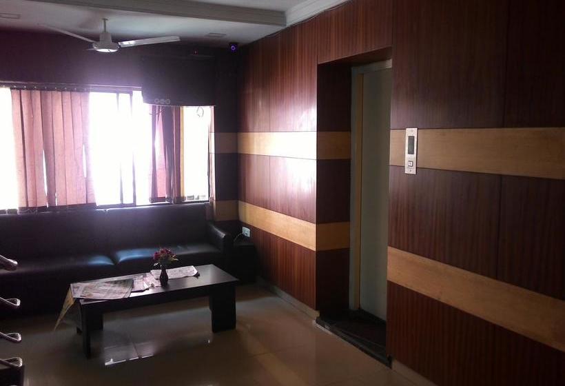 Hotel Palmshore Residency 17