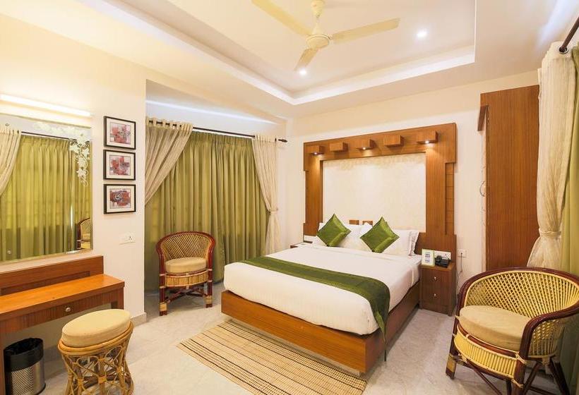 Hotel Monsoon Grande 16