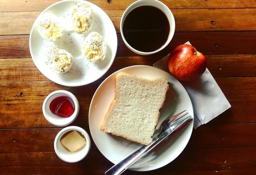 Old Quarter By Thehostelcrowd 15