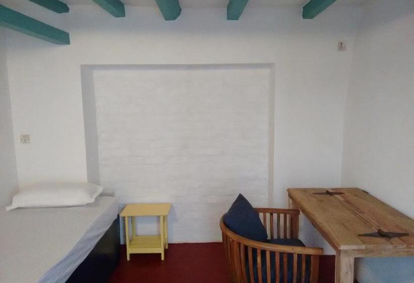 Old Quarter By Thehostelcrowd 5