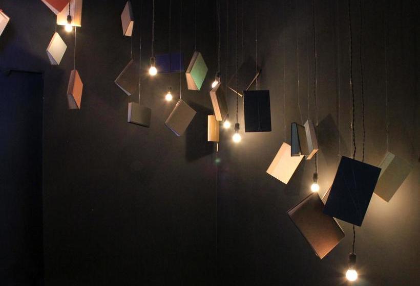 Old Quarter By Thehostelcrowd 7