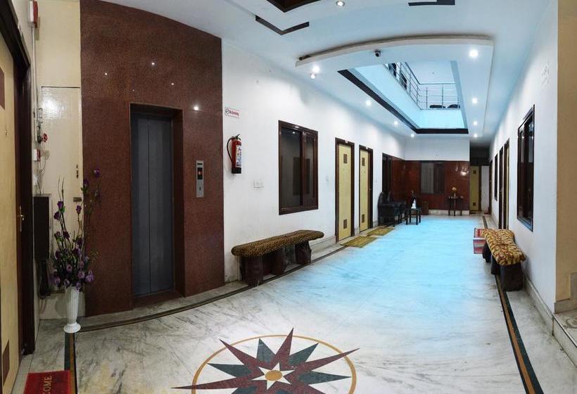 Hotel H.k. Continental 12