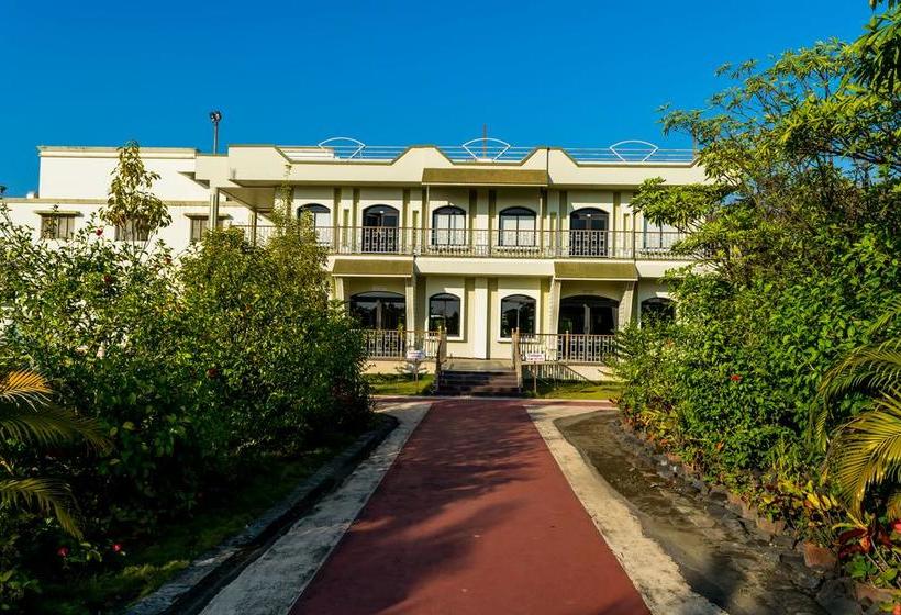 Amidhara Avezika Resort 16