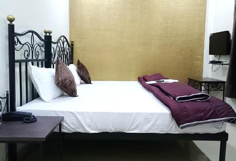 Hotel Preetam Aurangabad 14