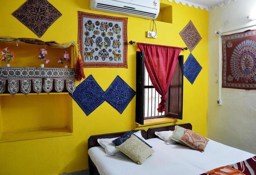 Hotel Monica Guesthouse & Safari 18