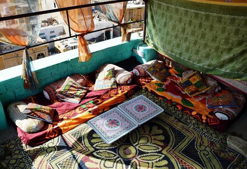 Hotel Monica Guesthouse & Safari 8