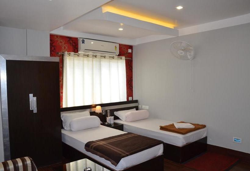 Hotel Sundaram Palace 13