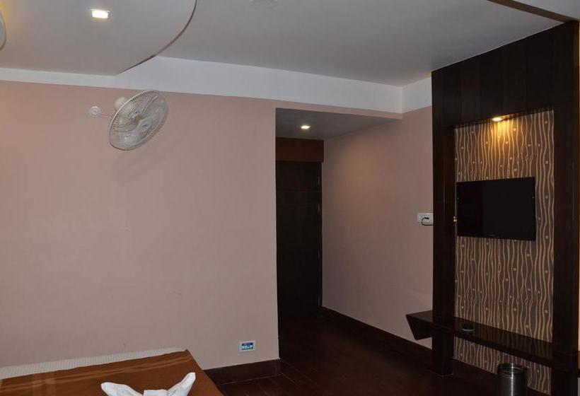 Hotel Sundaram Palace 5