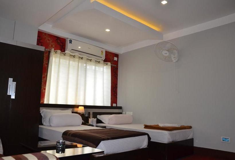 Hotel Sundaram Palace 8