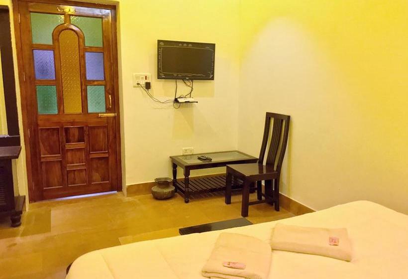 Hotel Artist Lodge 13